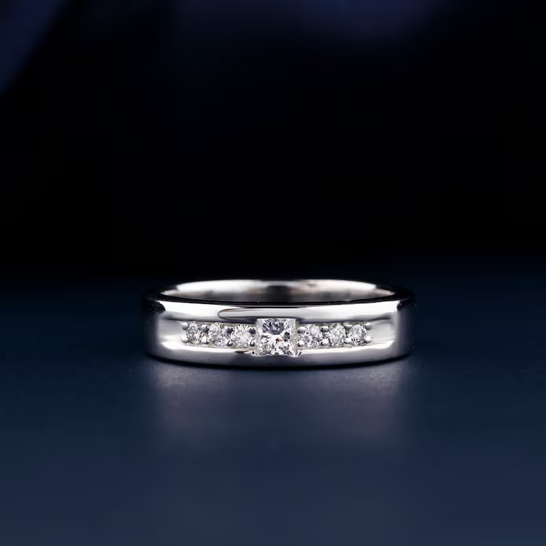 Ring 19.1 - Diamond Carat Weight: 0.50 Carat