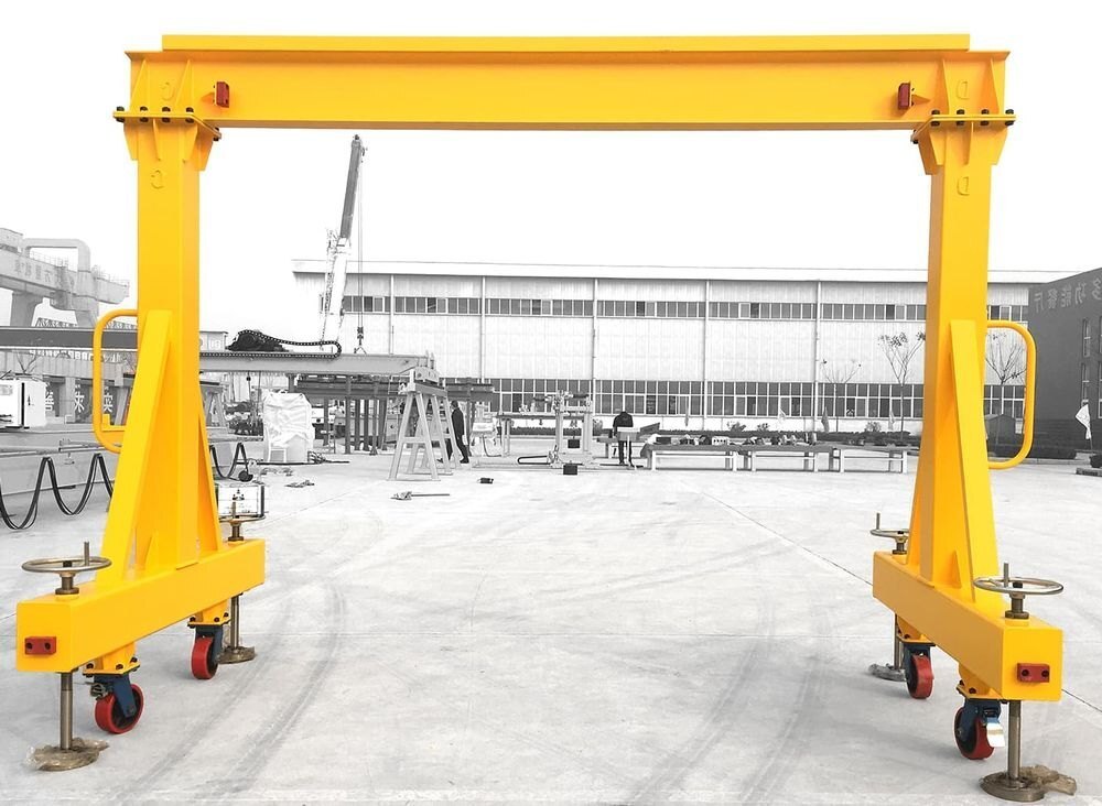 Single Beam Goliath Crane - Yellow Electric, Durable And Strong Design | Easy To Operate, Power Efficient With 1 Year Warranty