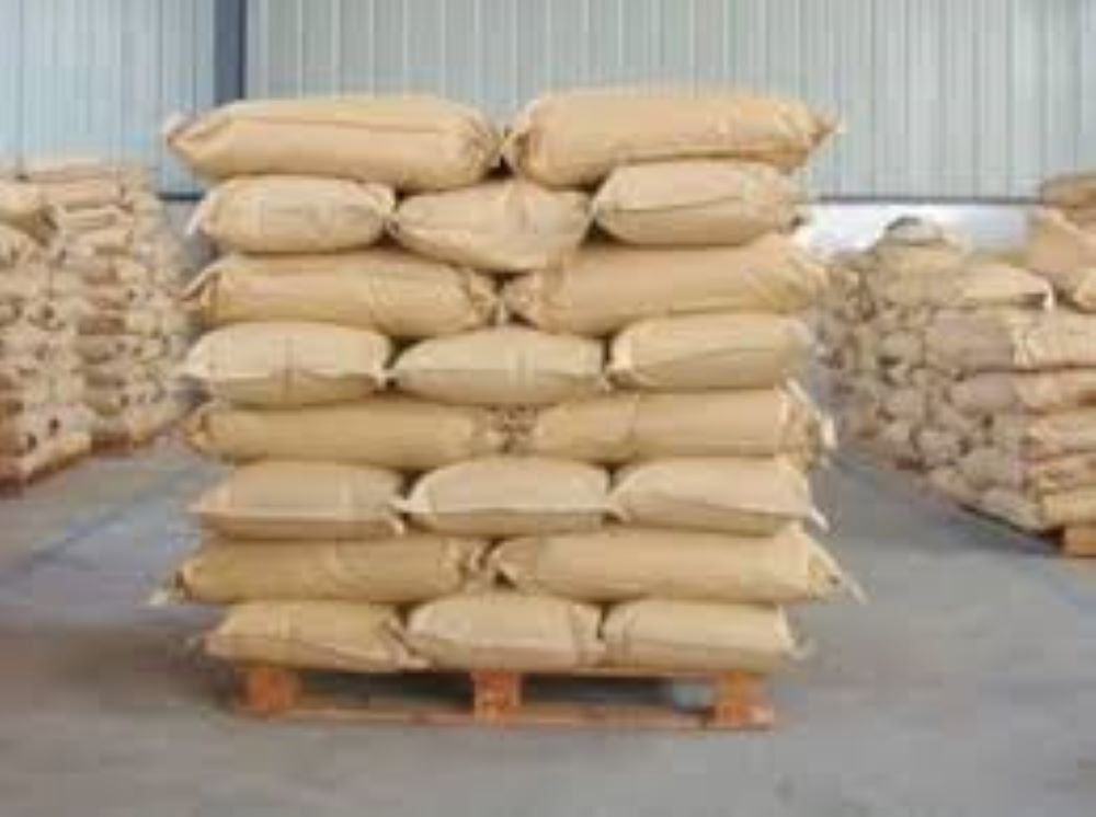 Hydroquinone (Quinol) - Boiling Point: 287 A C (549 A F; 560 K)