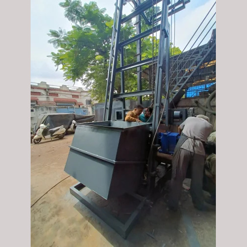 Skip Hoist Material Handling Conveyors - Electric, 10-20 Foot Length, 500-1500 Kg Capacity | Durable, Easy To Operate, Vertical Transport Efficiency