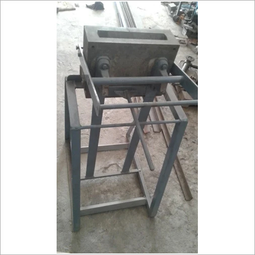 Battery Plate Hand Mould - Color: Black