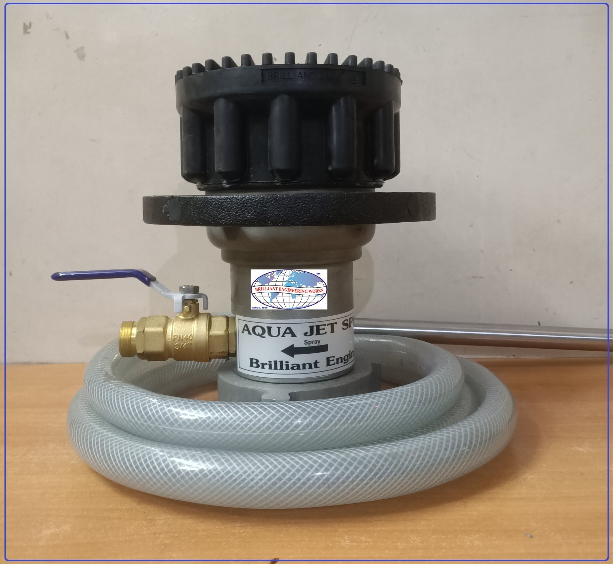 Aqua Foam Monitor - Color: Red