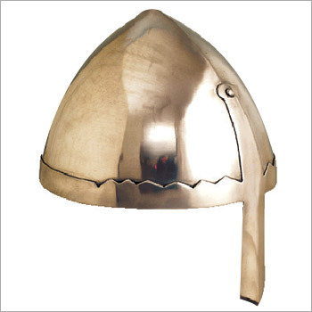 नॉर्मन नाक हेलमेट