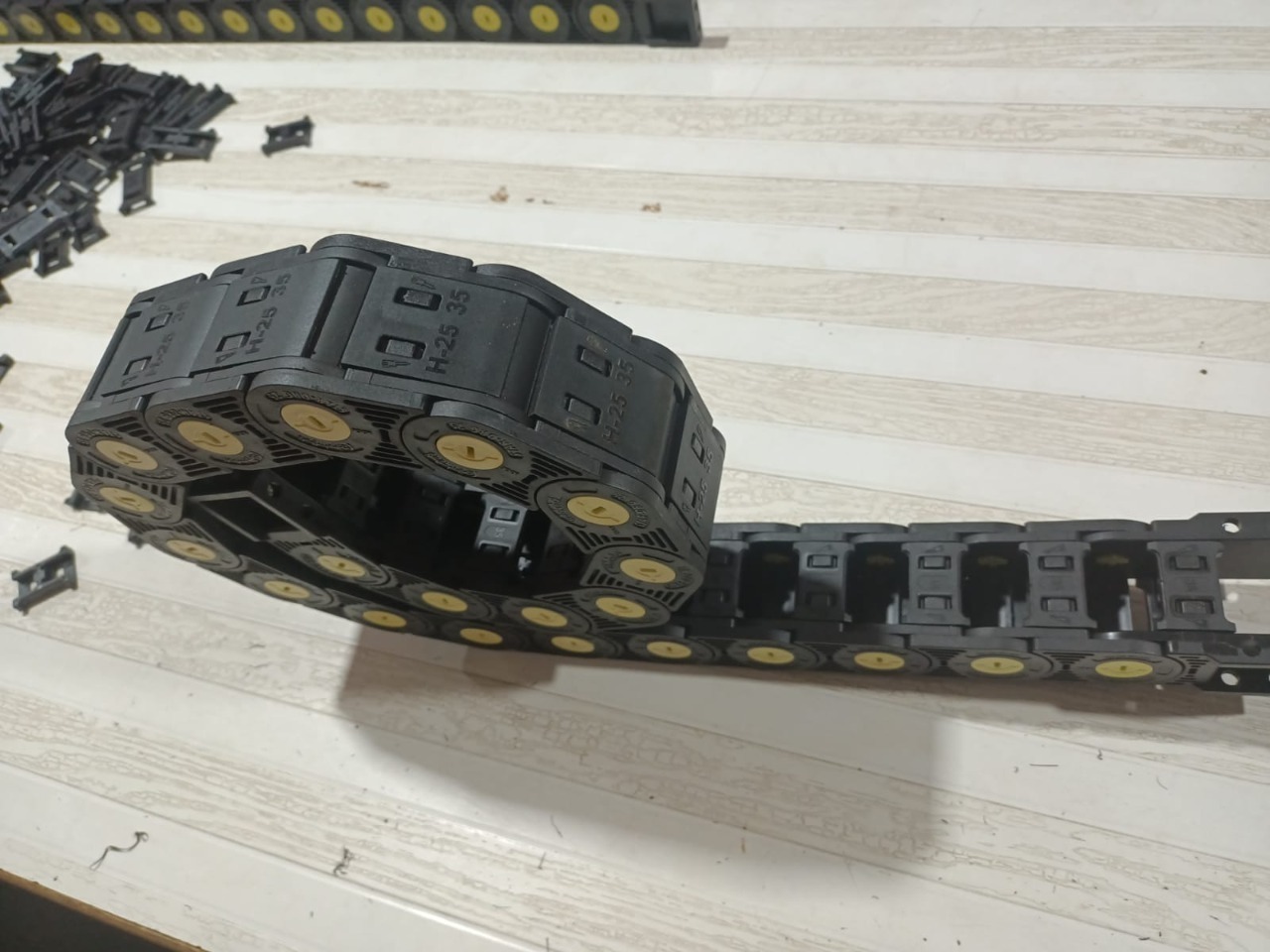Open Type Drag Chain - Application: Construction