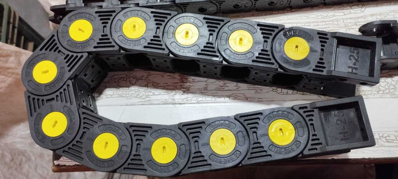 Open Type Drag Chain - Application: Construction