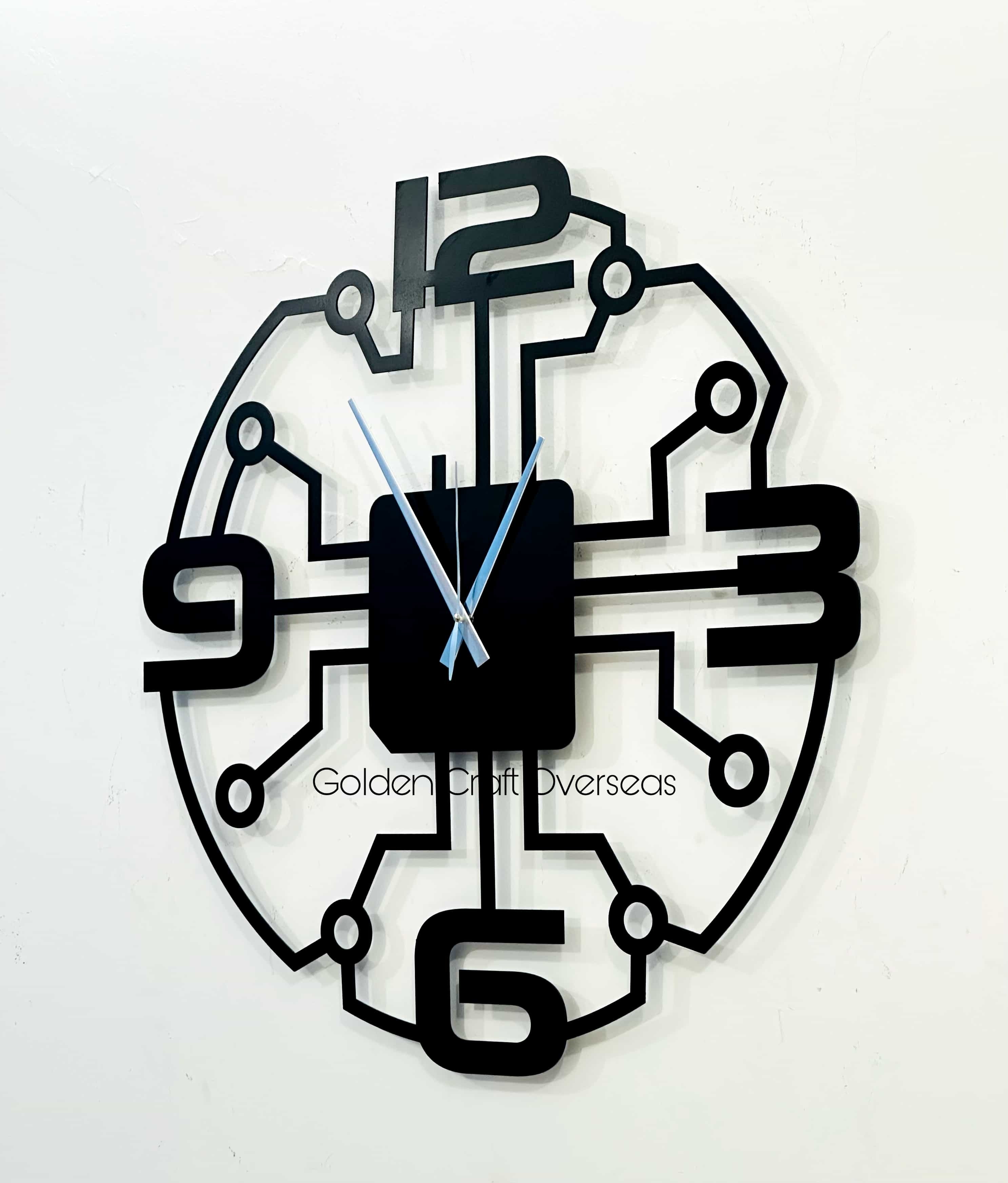 Modern Laser Cutting Wall Clock In Iron With Matte Black Powder Coated Finish For Interiors - Shape: Round