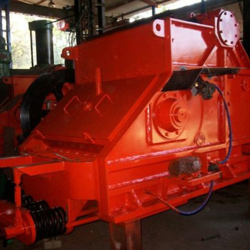 Iron Ore Crusher - Metal, Electric Power, Orange Color | New Industrial Equipment With High Crushing Capacity And Efficient Performance