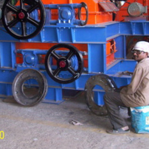 Mild Steel Smooth Double Roll Crusher