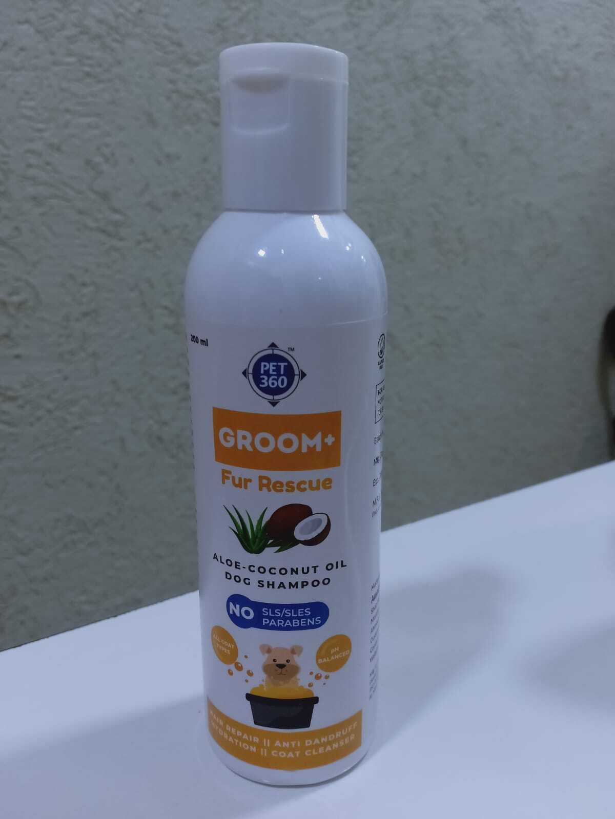 Dog Shampoo Manufacturer - Color: White