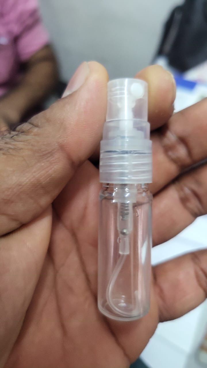 5ml Spray Bottle - Capacity: 5 Milliliter (Ml)