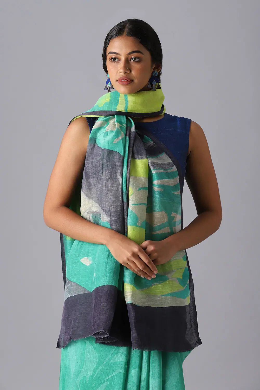 Linen Sarees For A Stylish Look