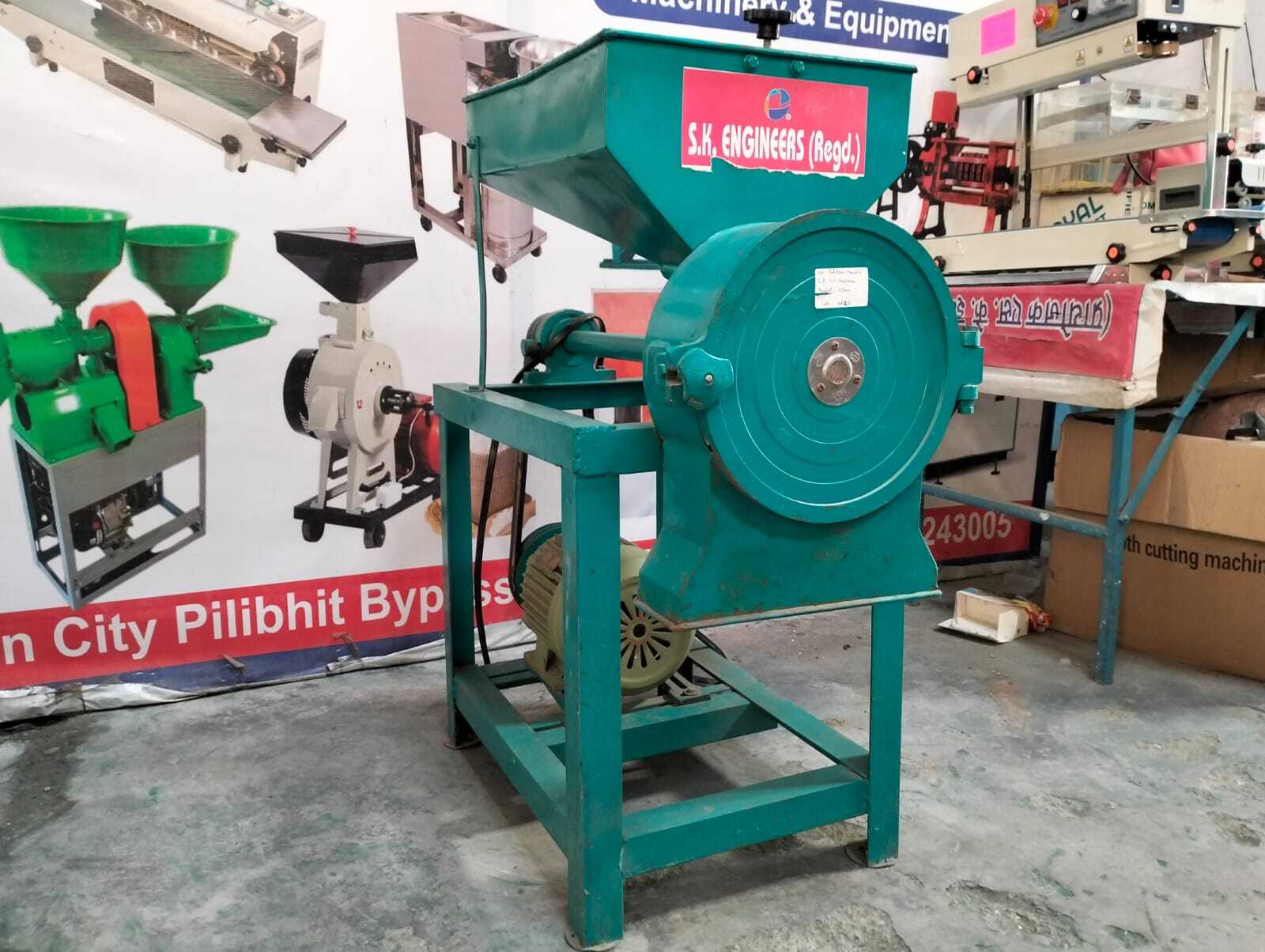 Domestic Atta Chakki Machine - Mild Steel, Automatic | Green Color, 30 Kg Production Capacity, 2 Hp Power, Stoneless Flour Pulverizer For Atta, Masala, Besan Grinding