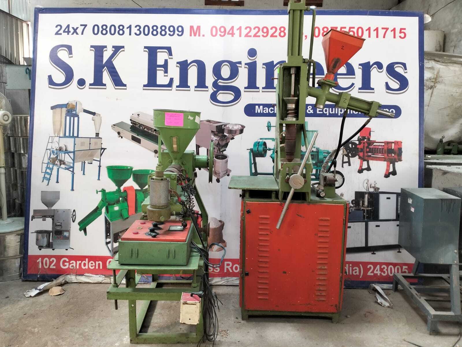 Plastic Blow Moulding Machine - Semi-automatic, 800 Kg Weight, Green & Saffron, 3000 Watt Power, Ideal For Plastic Toy & Ball Manufacturing | 1-year Warranty