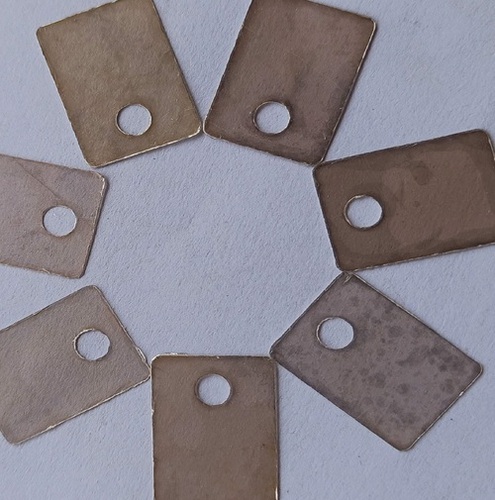 Mica For TO220 13 x 18 mm - Natural Sheet Mica, Grey Color, Standard Particle Size, Mica Spacers with Perforations for Electronic Tubes