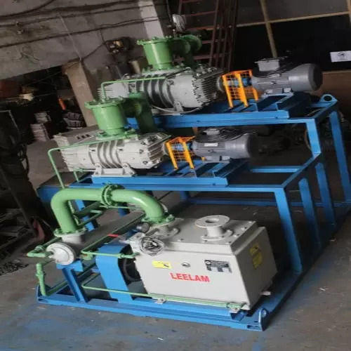 डार्क ब्लू इंडस्ट्रियल वैक्यूम पंप सिस्टम