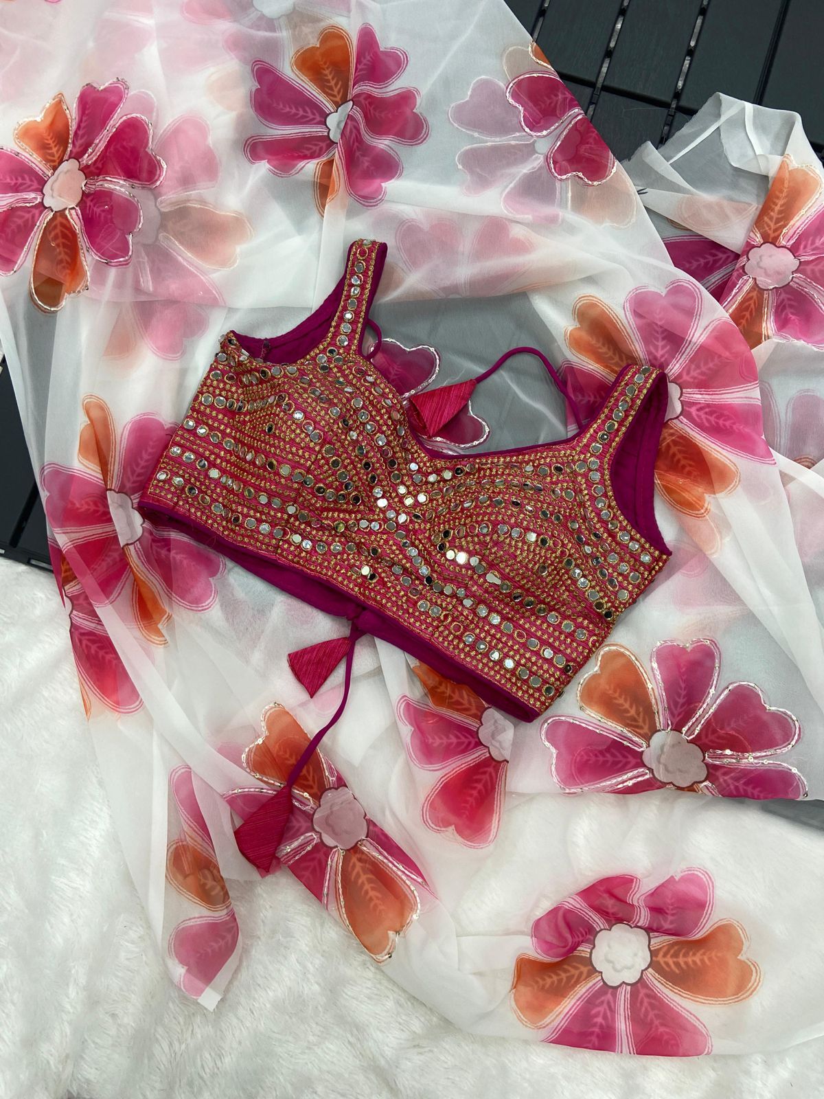 Georgette Digital Printed Beautiful Saree - Elegant & Flowing, Alluring Design With Exquisite Patterns, Soft & Lightweight Fabric For All-day Comfort