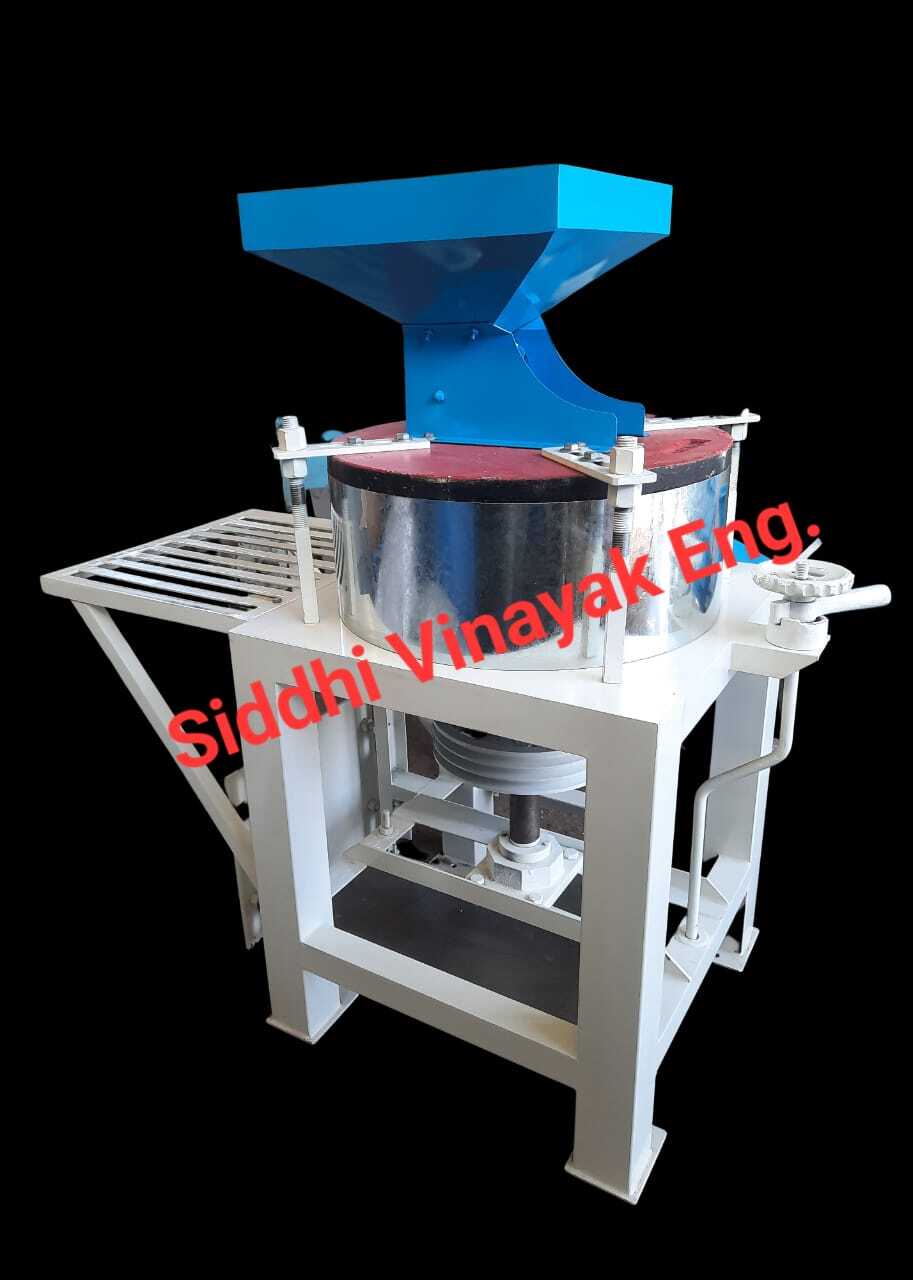 Commercial Atta Chakki - Capacity: 150 To 400 Kg Kg/hr