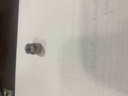 आयताकार नट