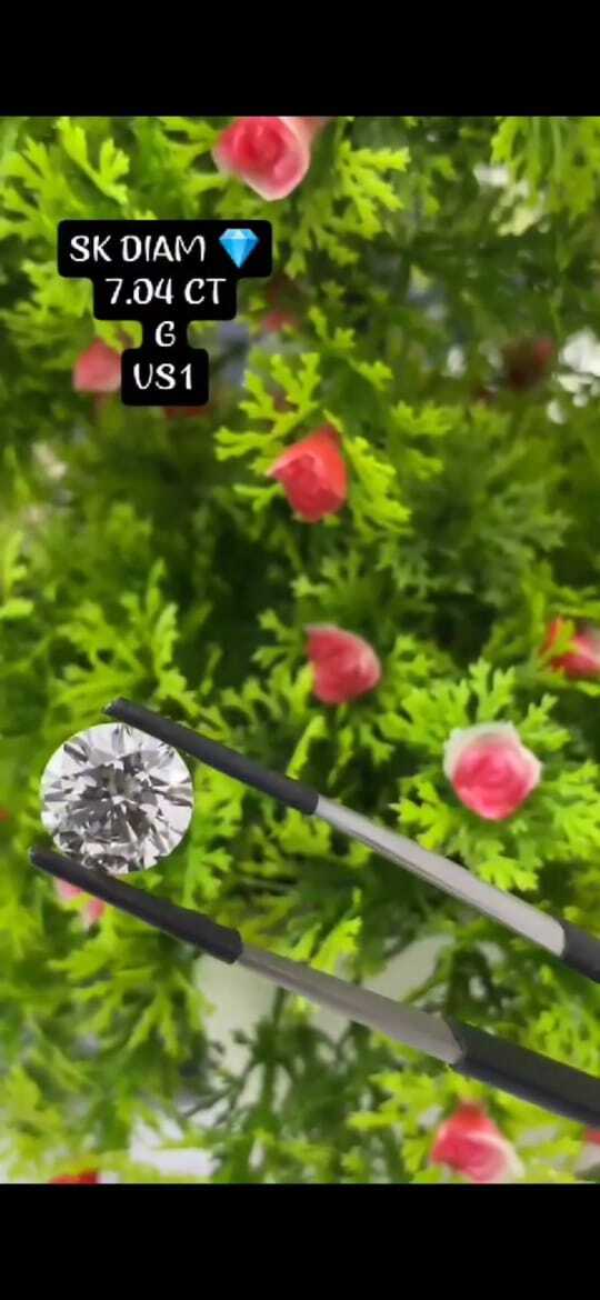 Round Diamond Lab - 7.04 Ct Vs1 Ideal Cut Diamond | Polish Enhancement, Superior Clarity
