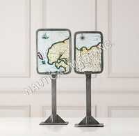 विंटेज इंडस्ट्रियल साइनज फ्रेम्स