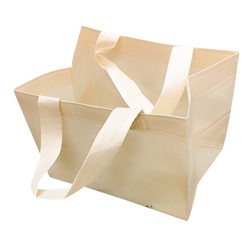 Non Woven Plain Bag Bag Size: Different Available