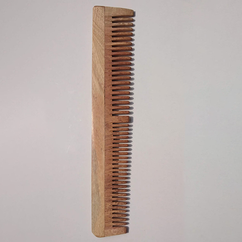 19 सेमी प्राकृतिक लकड़ी का हेयर कंघा