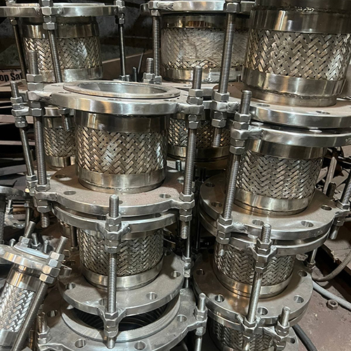 Braided Bellows - Stainless Steel, Size 15nb - 6000nb | Silver, Round Head Code, Pressure 2-25 Bar, Temperature Up To 600â°c, Industrial Use