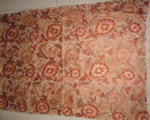 ऊनी कढ़ाई की शॉल