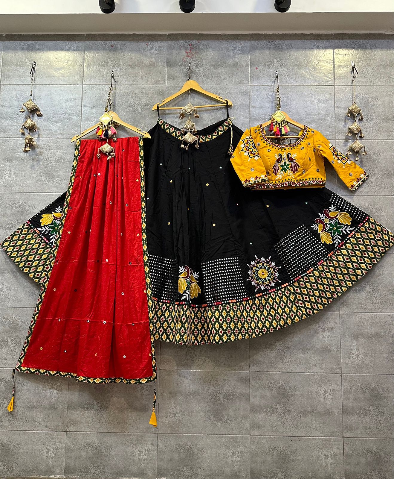Designer Lehenga Choli For Navratri