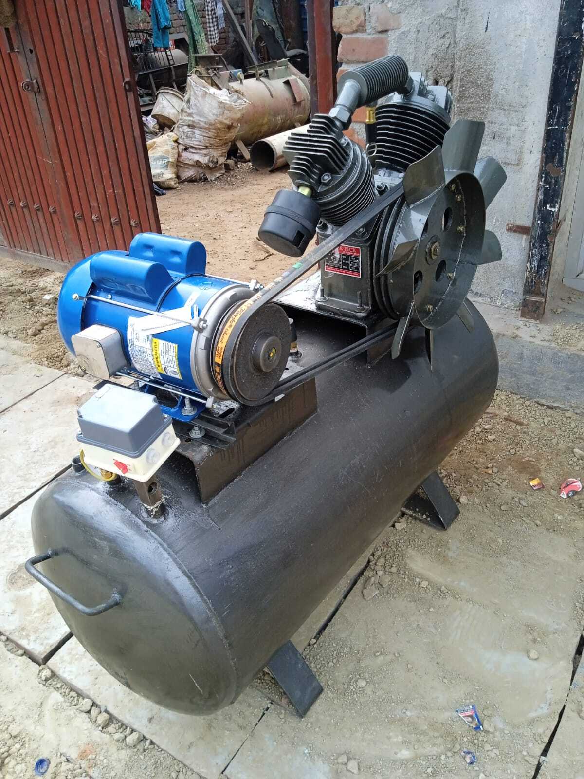 5 Hp Air Compressor - Ms, Standard Size, 70kg/cm2 Discharge Pressure | Electric Power Source, Automatic Operation, Air Cooled, 120cfm Flow Rate, 1 Year Warranty