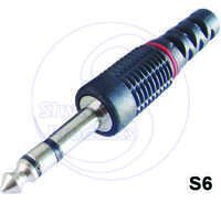 पी-38 स्टीरियो प्लग