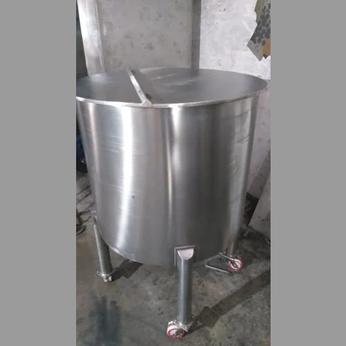 Storage Tank - Application: Pharma Industry