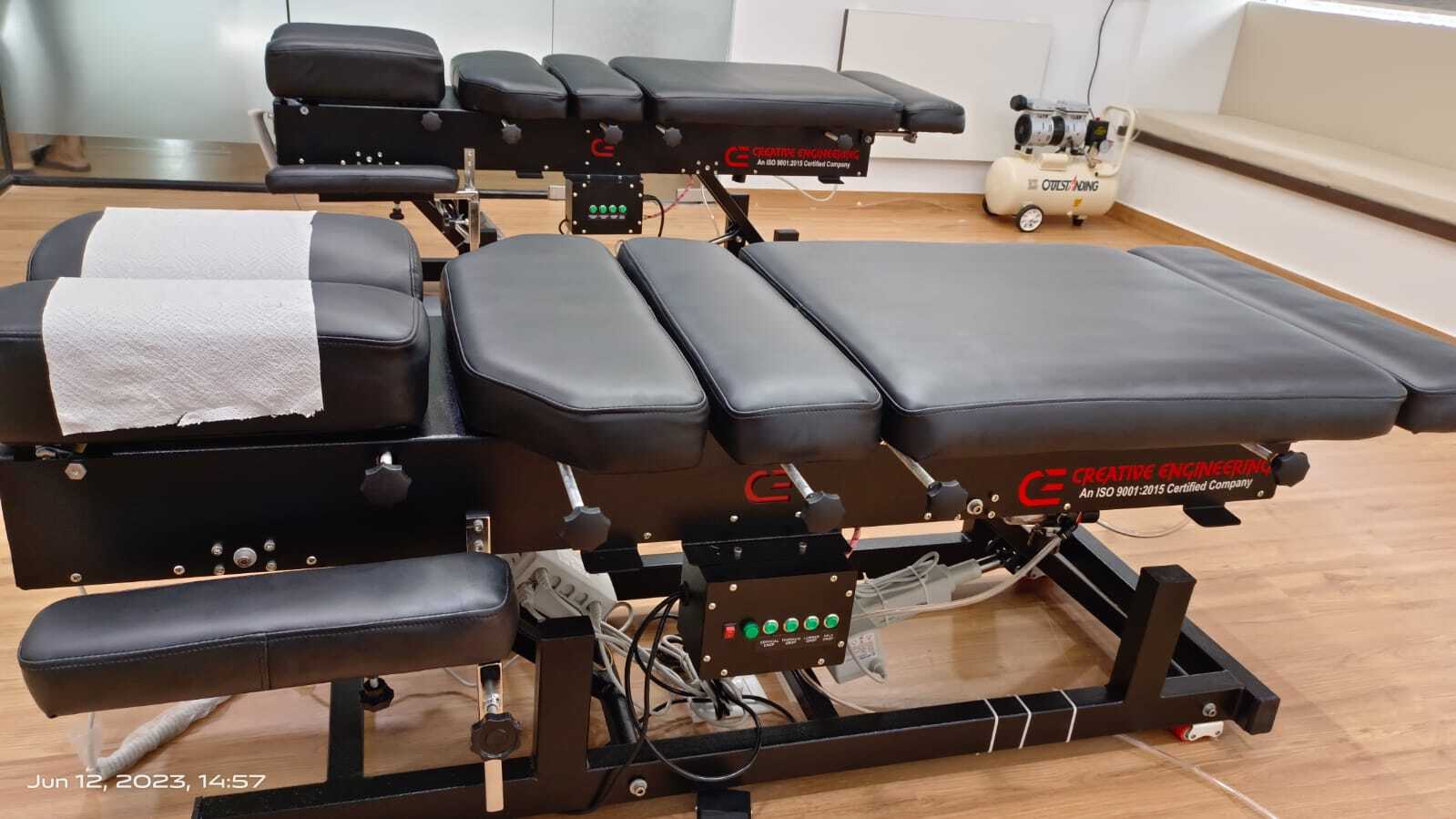 High-low Chiro Table With Drop Dimension (L*w*h): 70*25*22 Inch (In)