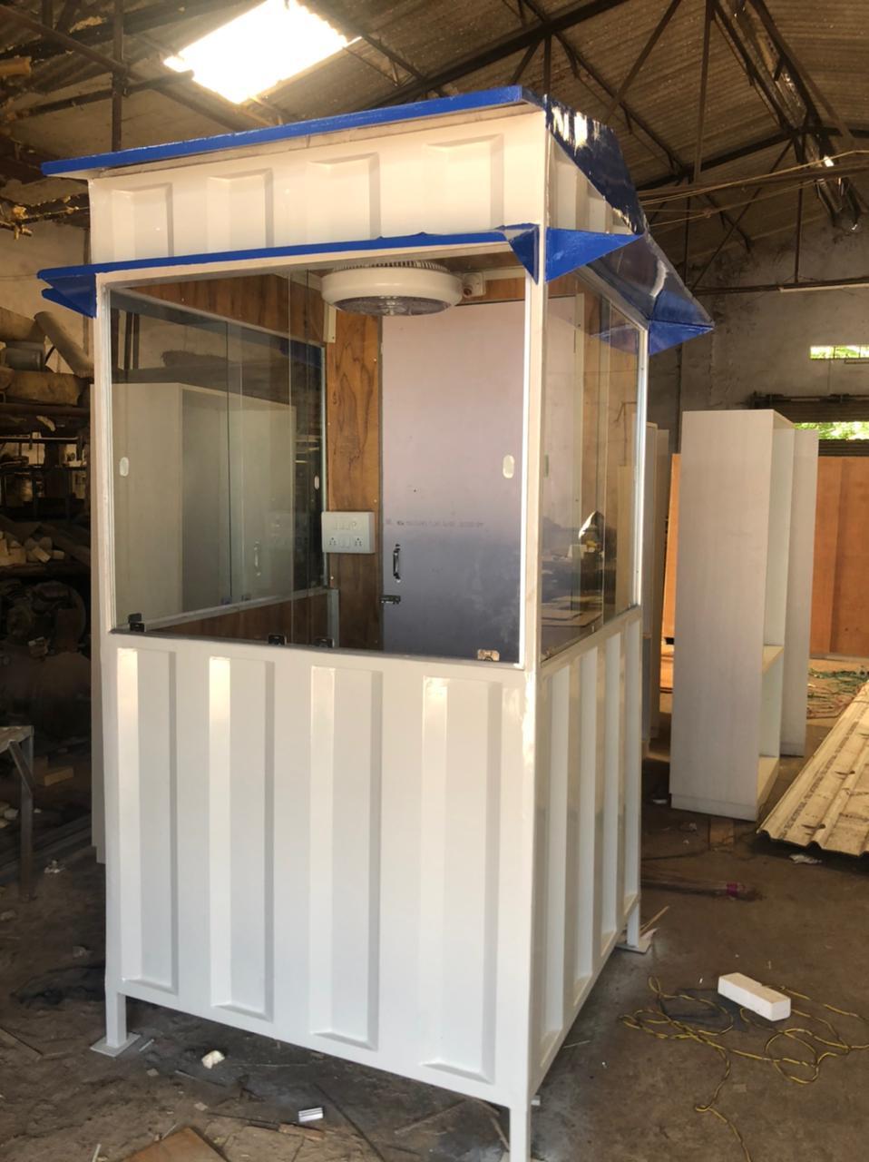 Guard Cabin - Color: White And Blue