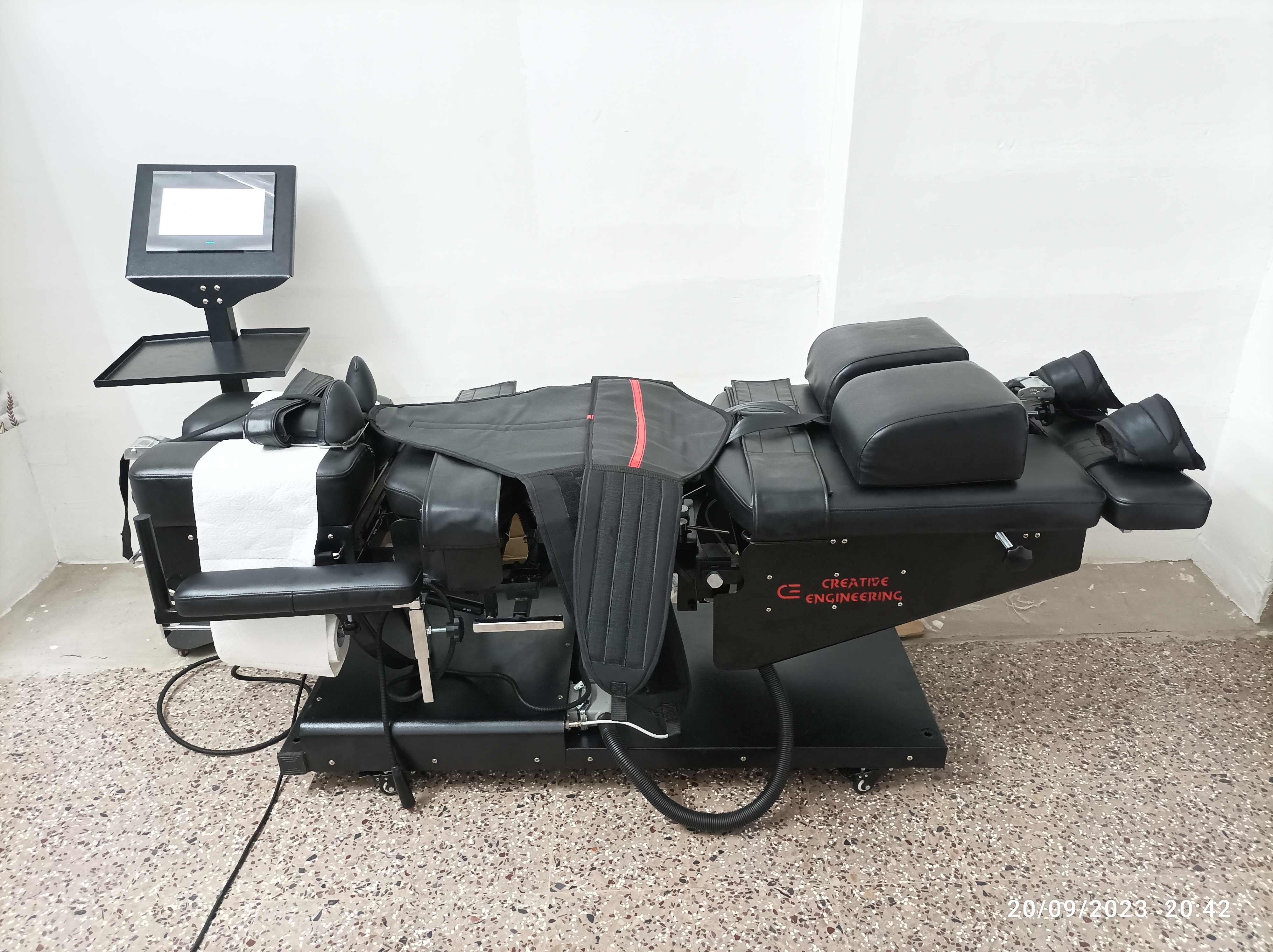 Robotic Spinal Decompression System Dimension (L*w*h): 80*30*30 Centimeter (Cm)