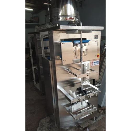 Automatic Liquid Packaging Machine Capacity: 3000 Kg/Hr