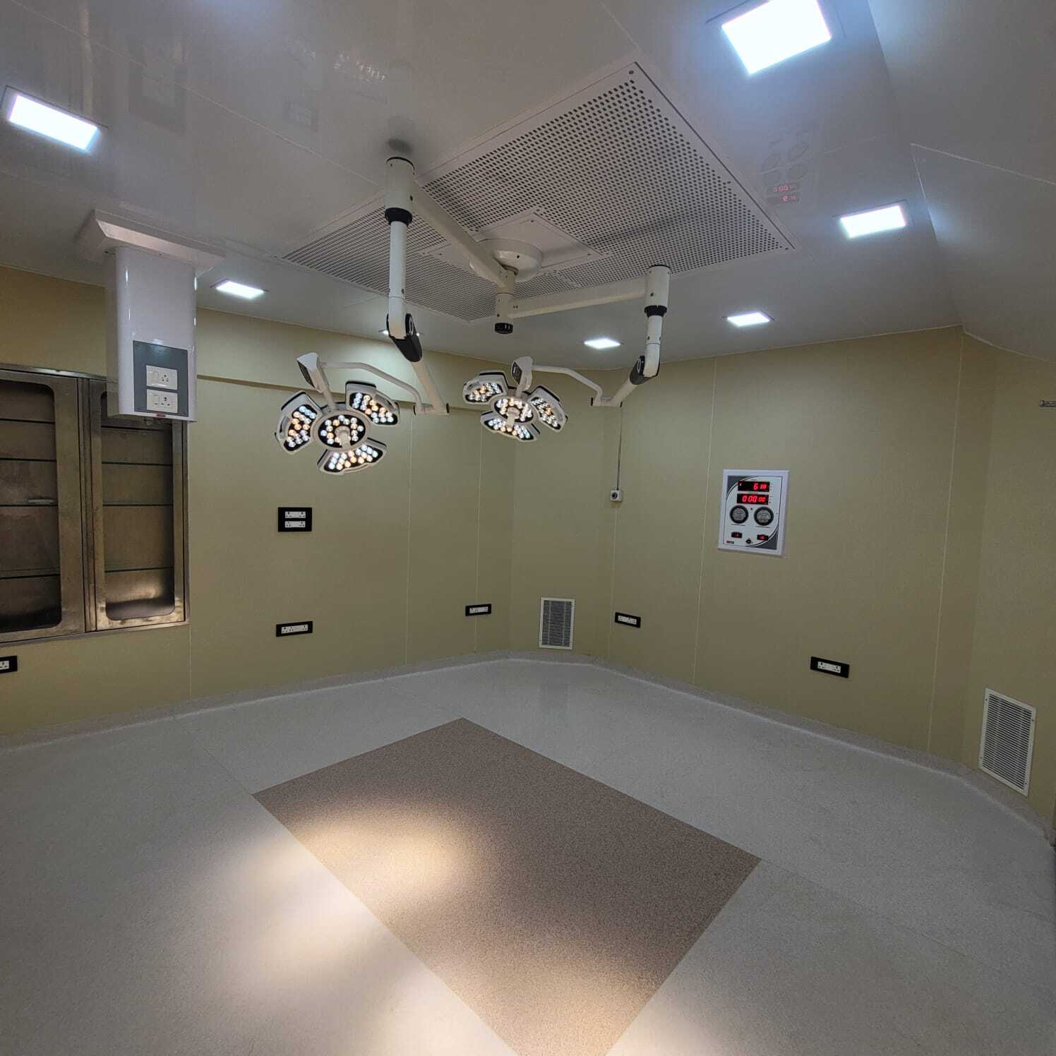 Modular Operation Theater Roof Material: Steel
