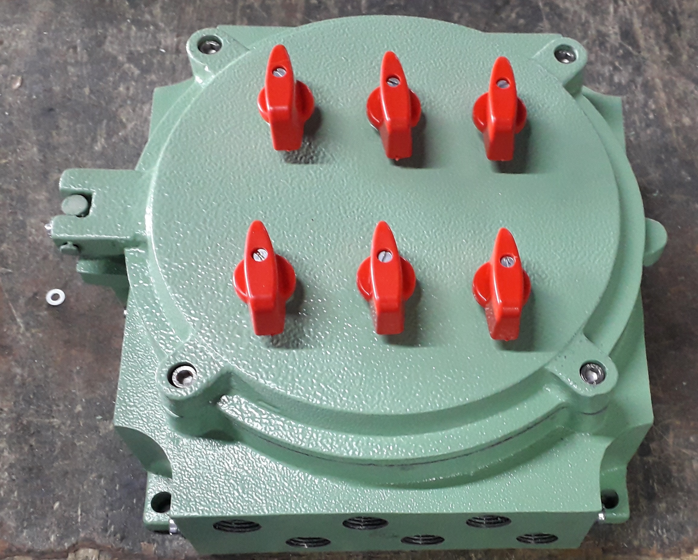 Flameproof Lighting Distribution Board 3-4 Way