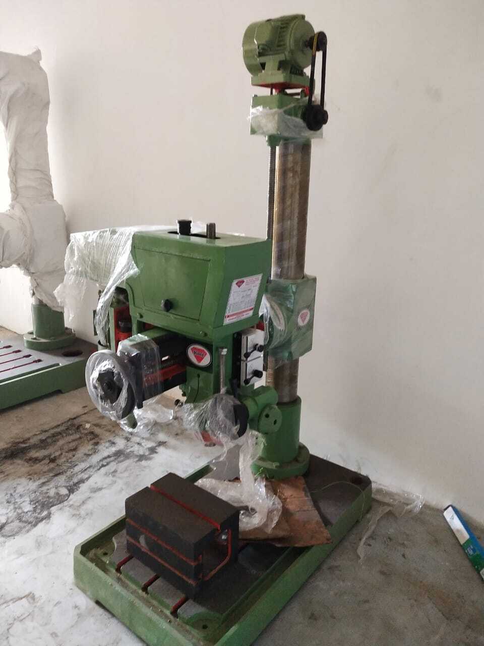 Multicolored 25 Mm Radial Drill Machine