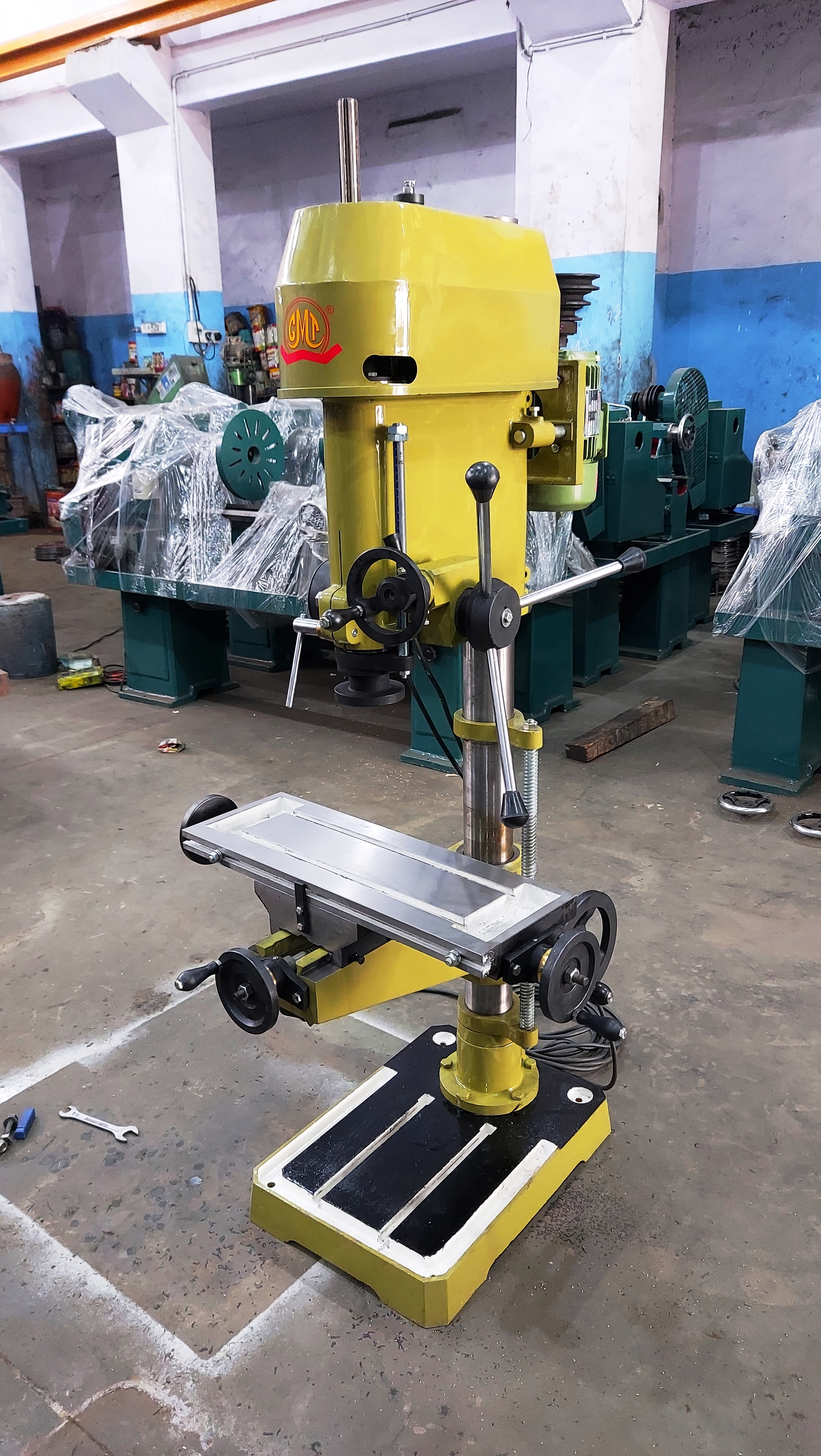 Automatic Gmt Make Drilling Cum Milling Machine