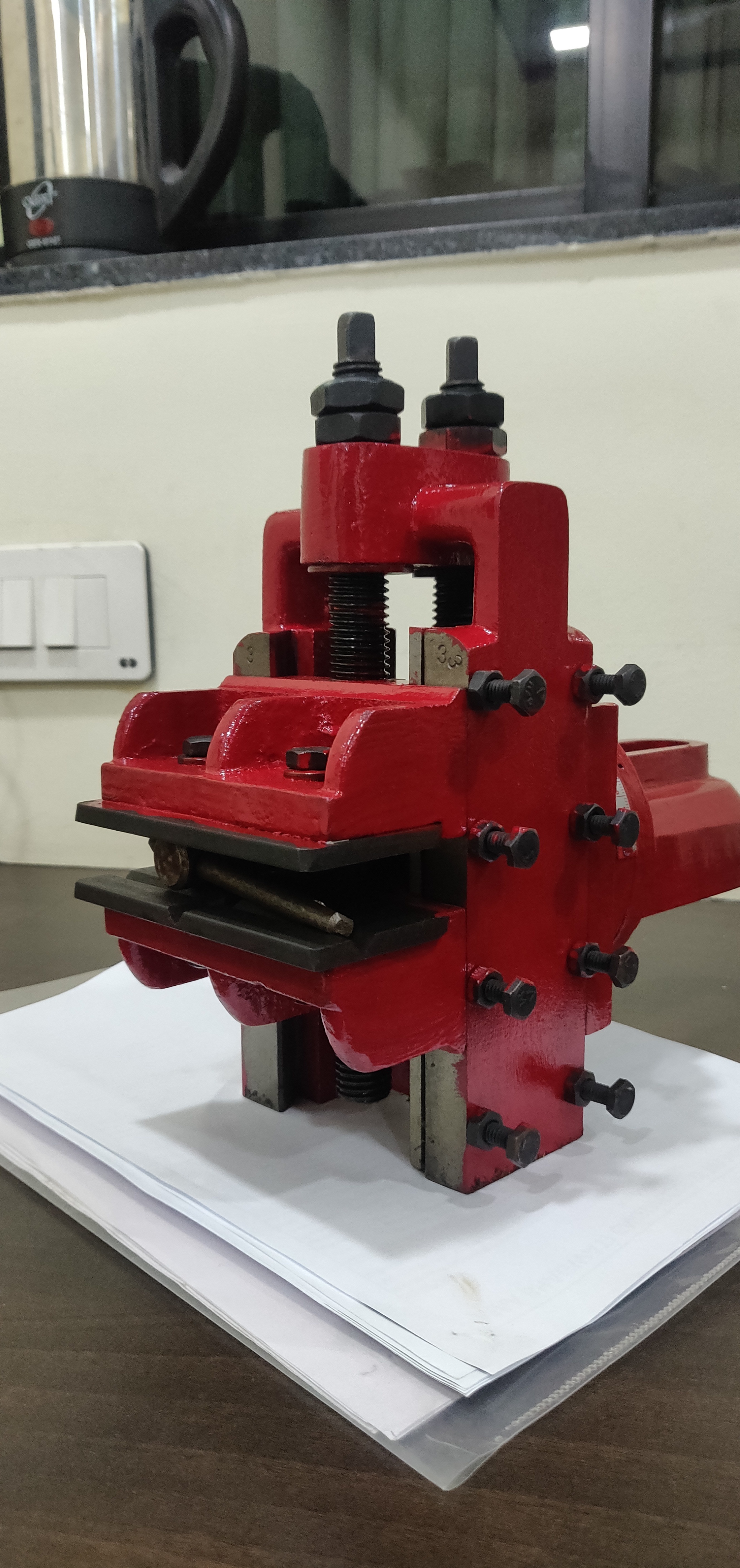 Multi-colored Tool Post Vice