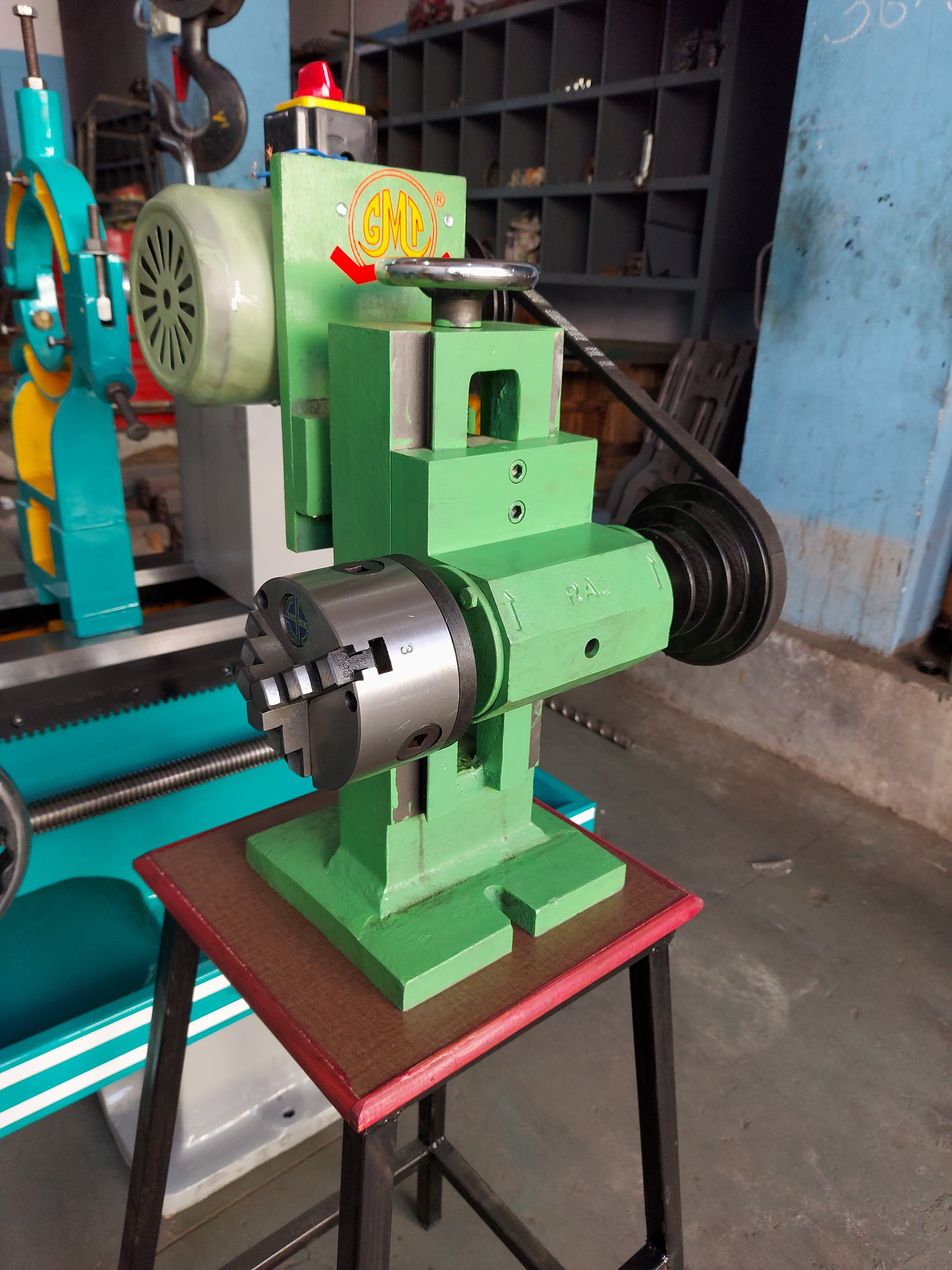 Multi-colored Lathe Machine Key Way Attachment
