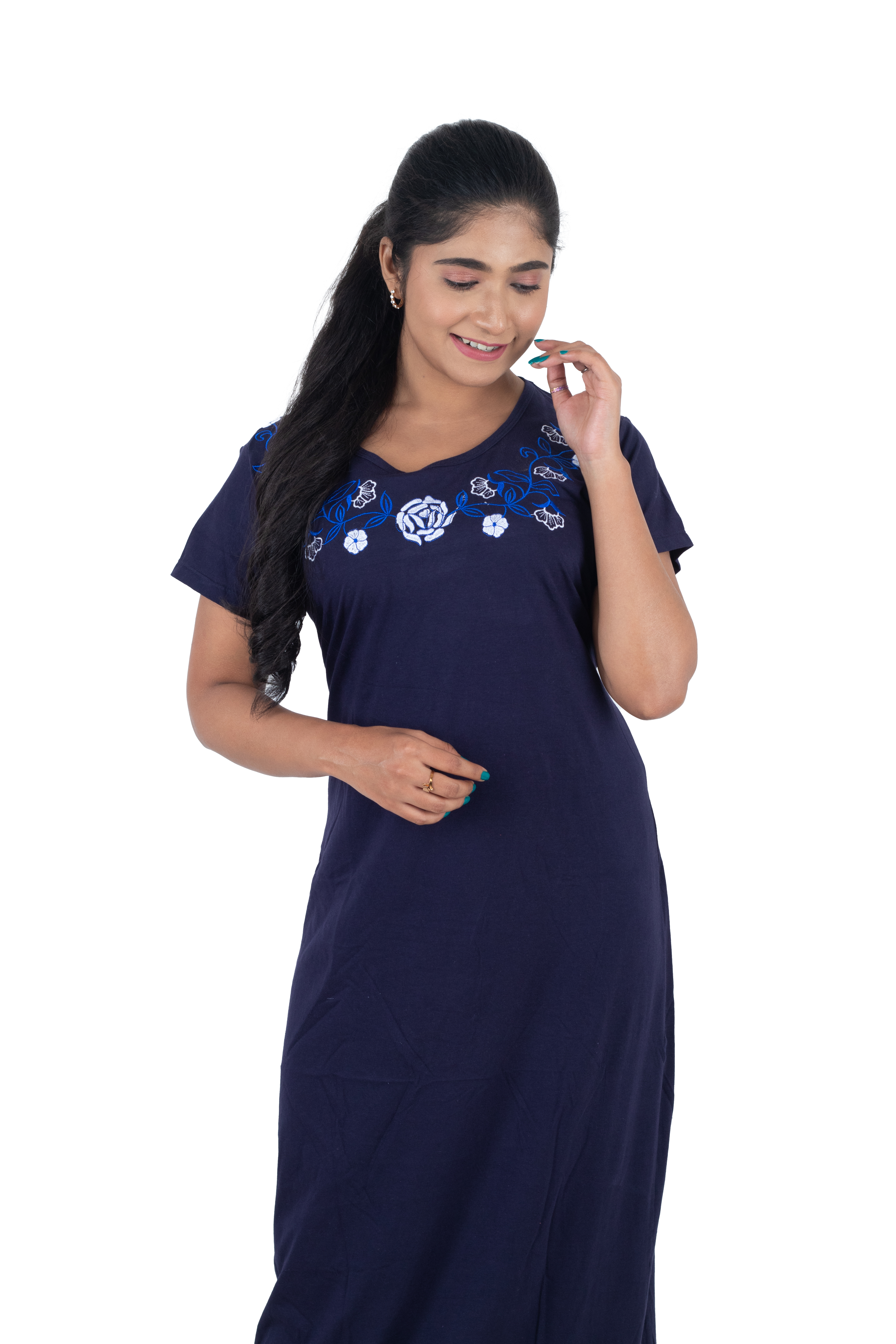 Womens Embroidery Naviblue Night Gown at 350.00 INR in Kolkata | Indrani  Fashion