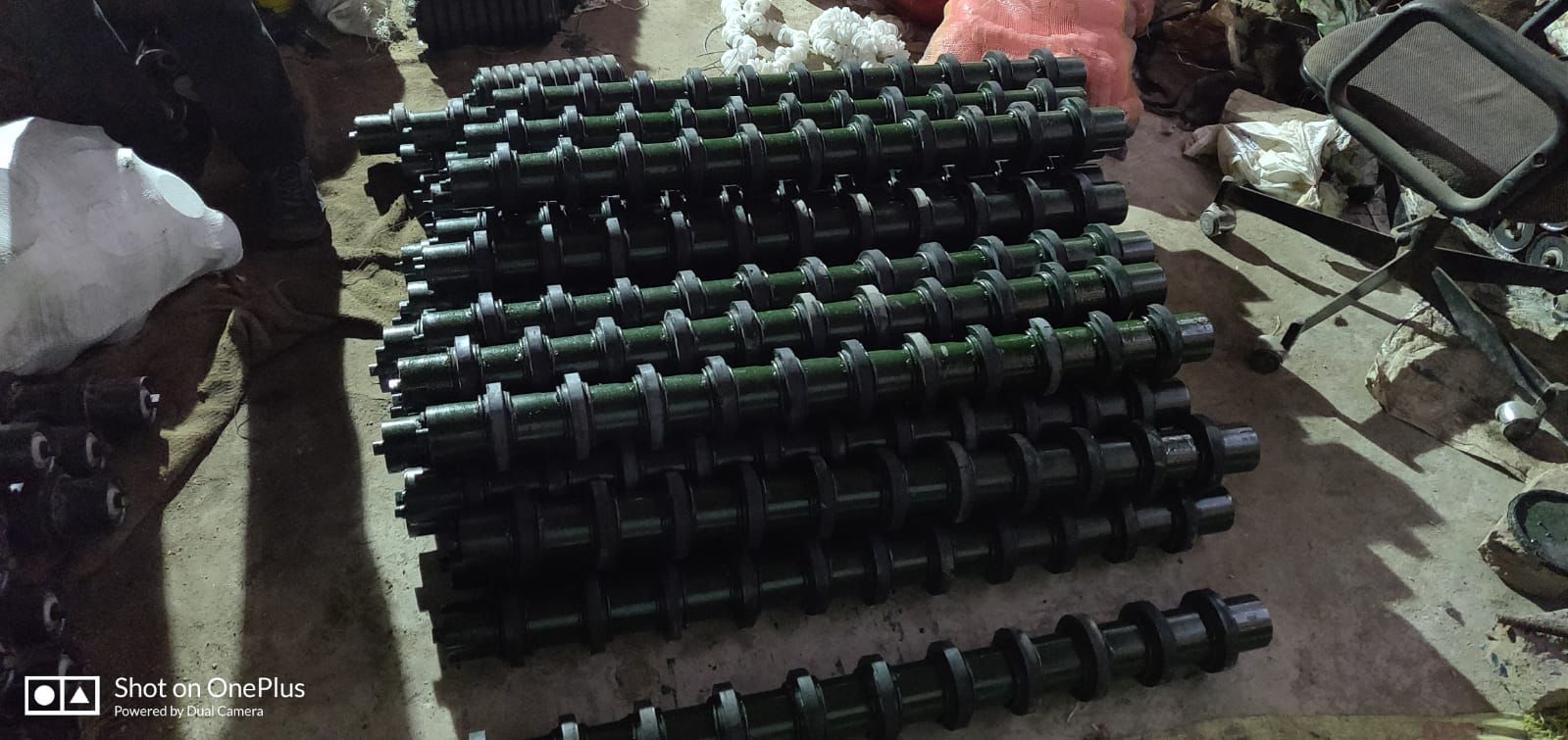 Conveyor Idler Roller - Stainless Steel, 800-1000 Mm Length, Black | Durable Industrial Equipment For Optimal Material Handling