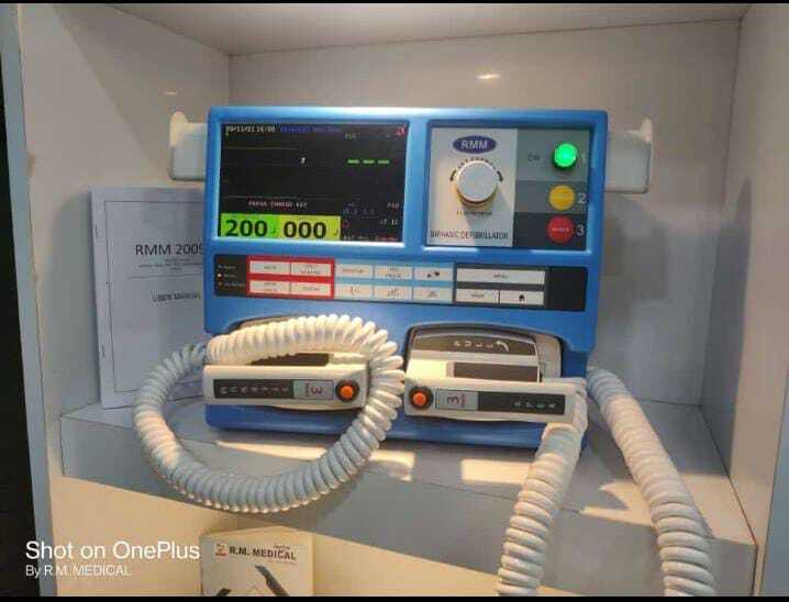 Biphasic Defibrillator - Color: Blue