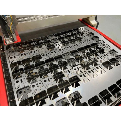 Esab Swift-cut Pro Cnc Plasma Cutting System - Stainless Steel, Electric Drive, Red Color | Automatic Operation, Precision Cutting Performance
