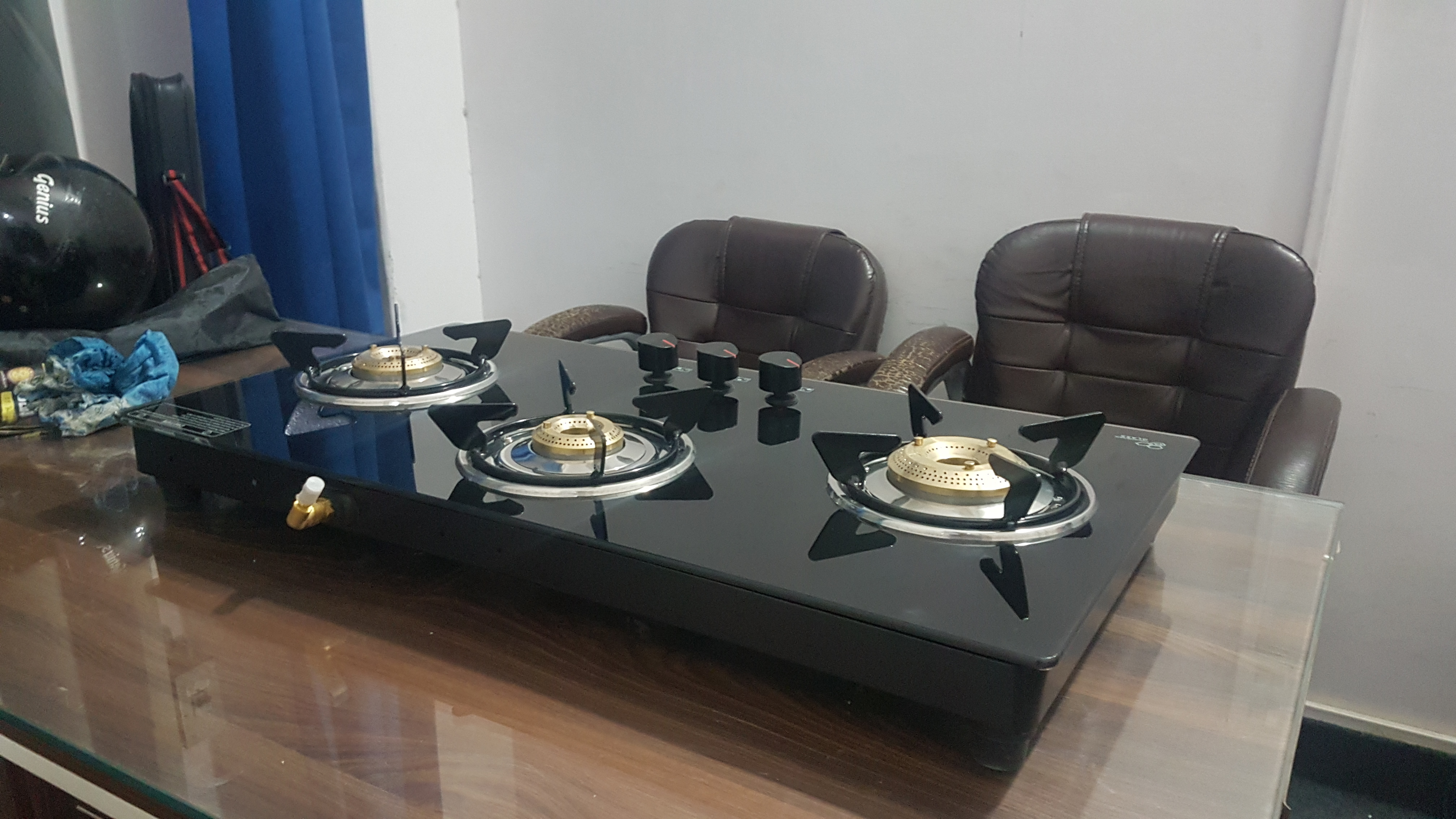 3br Hob Black Glass With Ms Frame Round Pan Support - Darkseid 3706
