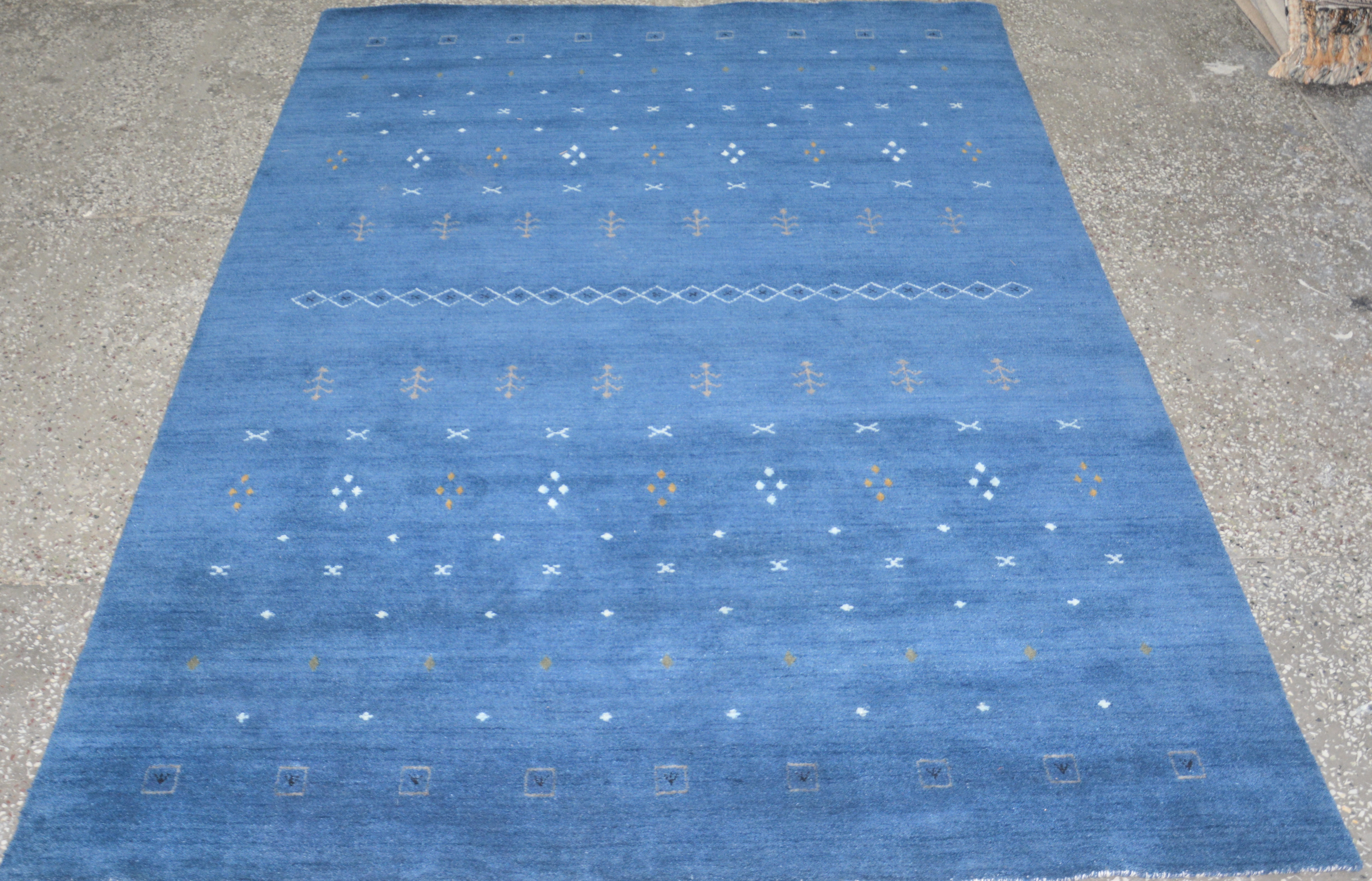 Designer Handloom Rugs Back Material: Anti-slip Latex