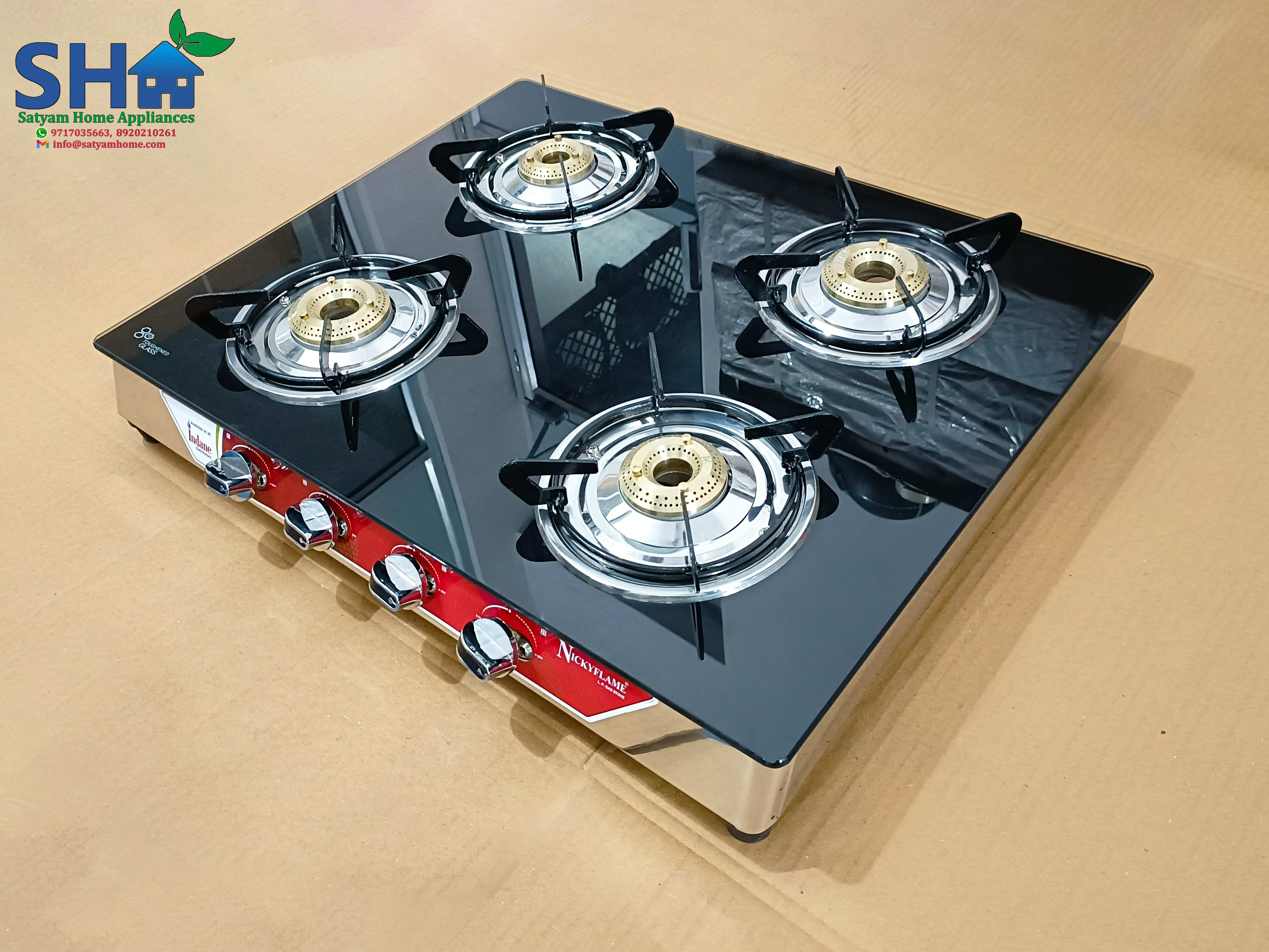 4 Burner Crystal Black Glass With Ss Frame (Jumbo) - Toughened Black Glass, 7mm Thickness, Heavy Pan Support, 360â° Rotating Nozzle, Lpg Gas Type