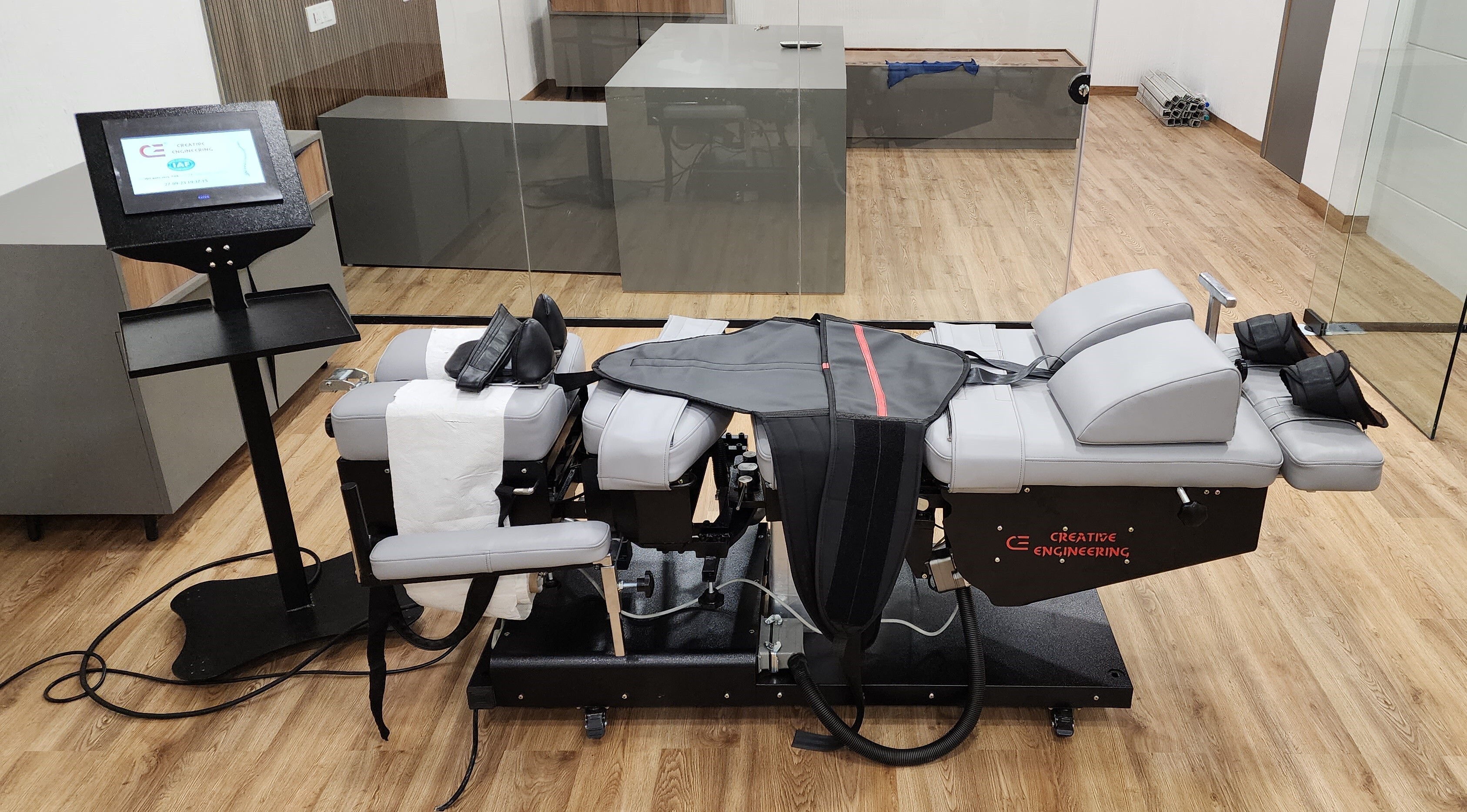 Robotic Spinal Decompression Table Dimension (L*w*h): 80*30*30 Centimeter (Cm)